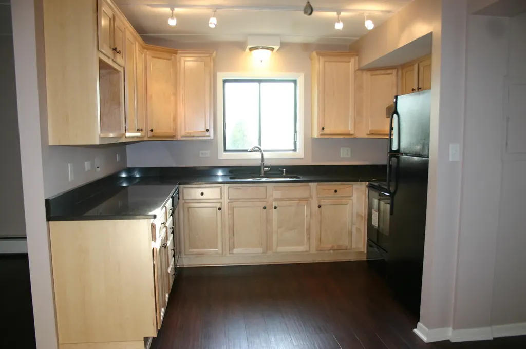 724 Warren Avenue Downers Grove IL 60515