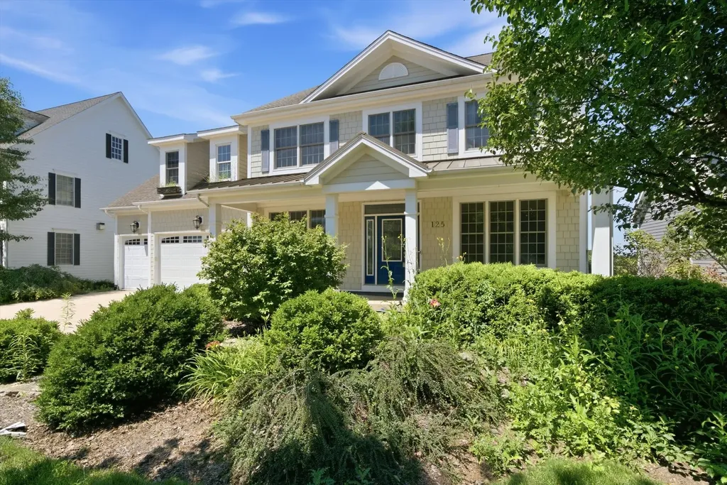 125 Goldenrod Drive Sugar Grove IL 60554