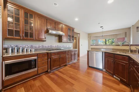 125 Goldenrod Drive Sugar Grove IL 60554