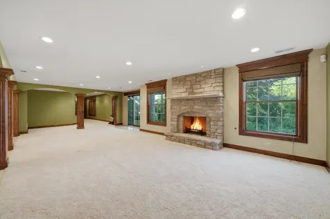 125 Goldenrod Drive Sugar Grove IL 60554