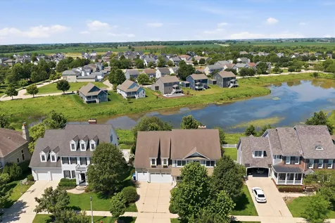 125 Goldenrod Drive Sugar Grove IL 60554