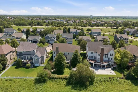 125 Goldenrod Drive Sugar Grove IL 60554