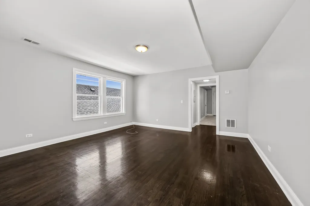 2207-09 North Mango Avenue Chicago IL 60639