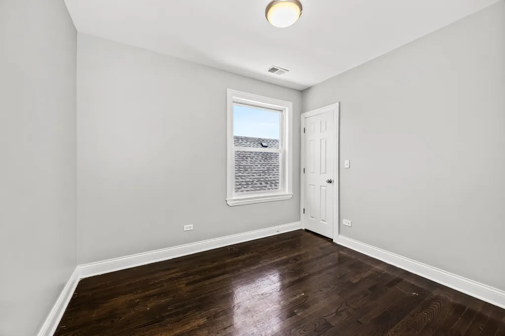 2207-09 North Mango Avenue Chicago IL 60639