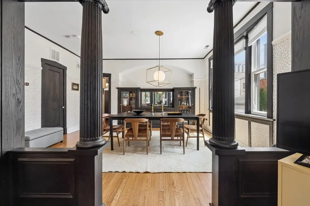 2314 West Cortez Street Chicago IL 60622
