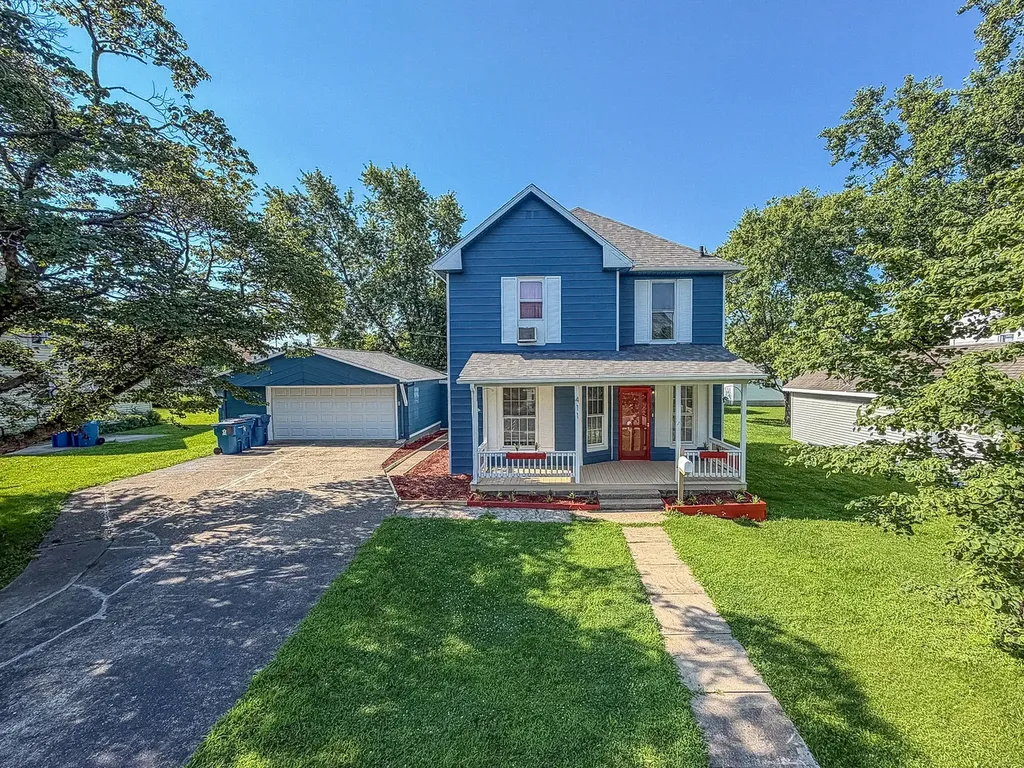 411 East Seminary Avenue Hoopeston IL 60942