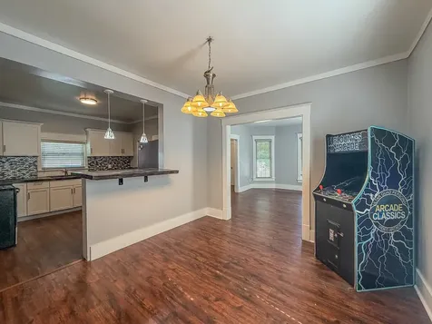 411 East Seminary Avenue Hoopeston IL 60942
