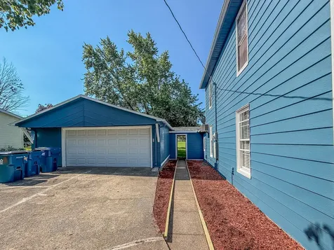411 East Seminary Avenue Hoopeston IL 60942