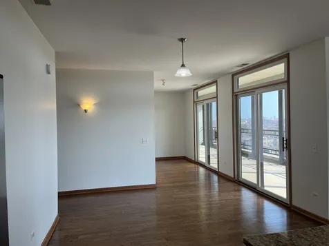 974 West 35th Place Chicago IL 60609