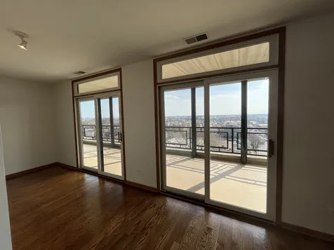 974 West 35th Place Chicago IL 60609