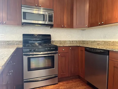 974 West 35th Place Chicago IL 60609