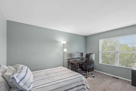 1674 West Turtle Creek Lane Round Lake IL 60073