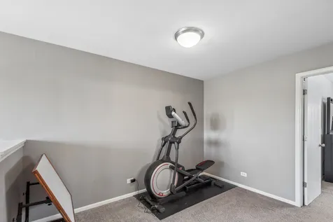 1674 West Turtle Creek Lane Round Lake IL 60073