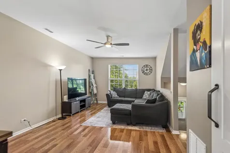 1674 West Turtle Creek Lane Round Lake IL 60073