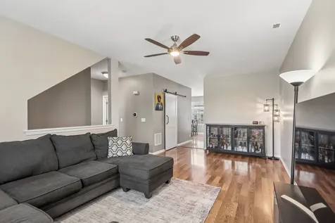 1674 West Turtle Creek Lane Round Lake IL 60073