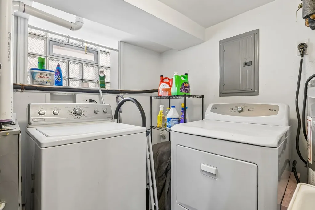 10029 South Indiana Avenue Chicago IL 60628