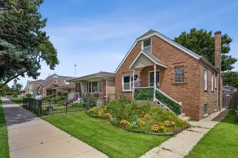 10029 South Indiana Avenue Chicago IL 60628
