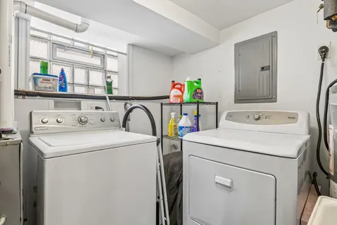 10029 South Indiana Avenue Chicago IL 60628