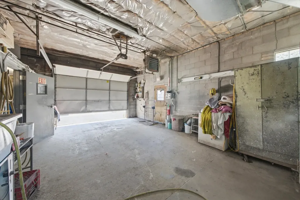 4814 West 47th Street Chicago IL 60638