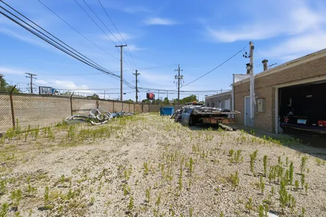 4814 West 47th Street Chicago IL 60638