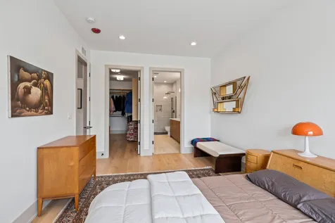 1548 West Ardmore Avenue Chicago IL 60660