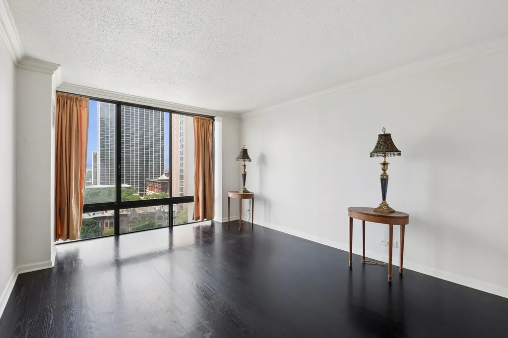 1516 North State Parkway Chicago IL 60610