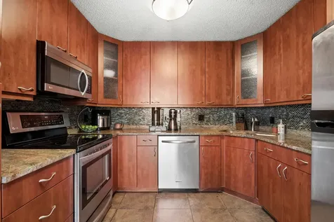 1516 North State Parkway Chicago IL 60610