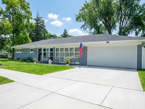 323 East Taylor Road Lombard IL 60148