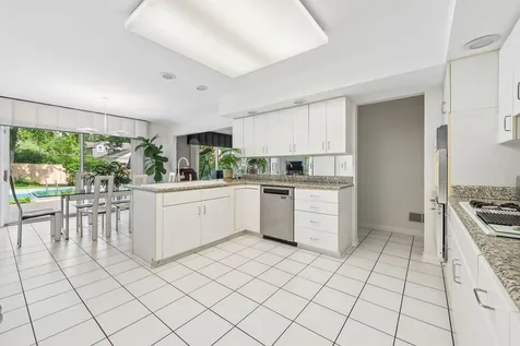 35 Barnard Lane Highland Park IL 60035