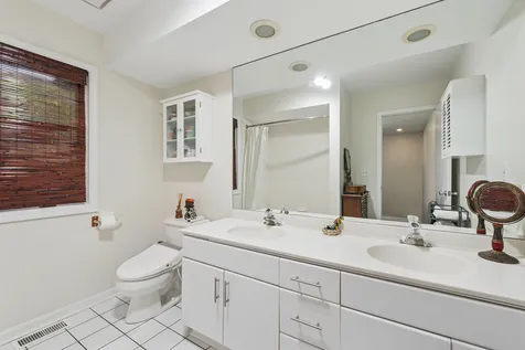 35 Barnard Lane Highland Park IL 60035
