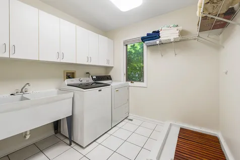 35 Barnard Lane Highland Park IL 60035