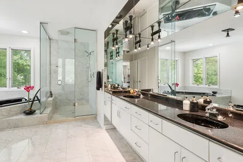 35 Barnard Lane Highland Park IL 60035