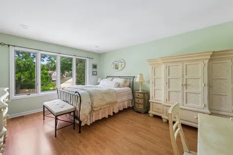 35 Barnard Lane Highland Park IL 60035