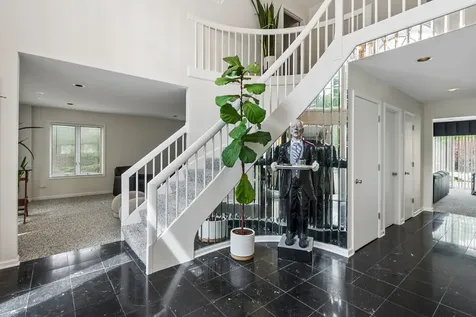 35 Barnard Lane Highland Park IL 60035