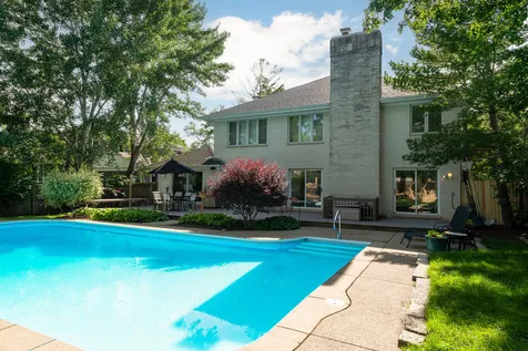 35 Barnard Lane Highland Park IL 60035