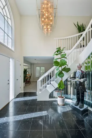 35 Barnard Lane Highland Park IL 60035