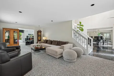 35 Barnard Lane Highland Park IL 60035