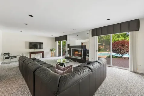 35 Barnard Lane Highland Park IL 60035