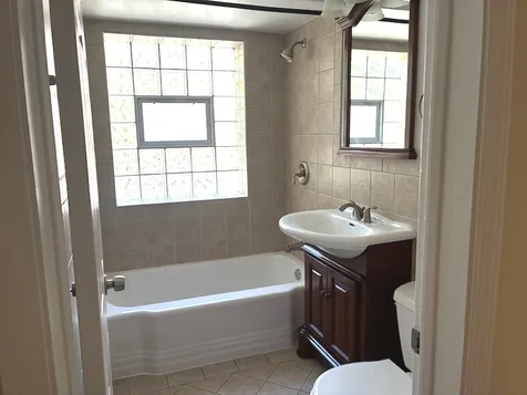 1194 South Kenilworth Avenue Oak Park IL 60304