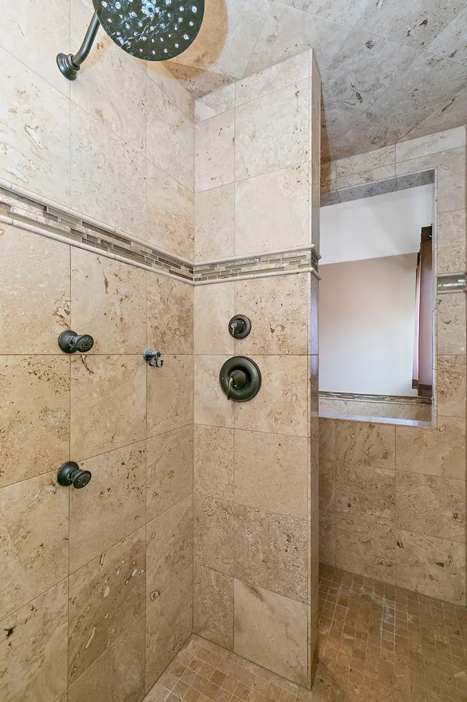 2256 Thornwood Court Aurora IL 60502
