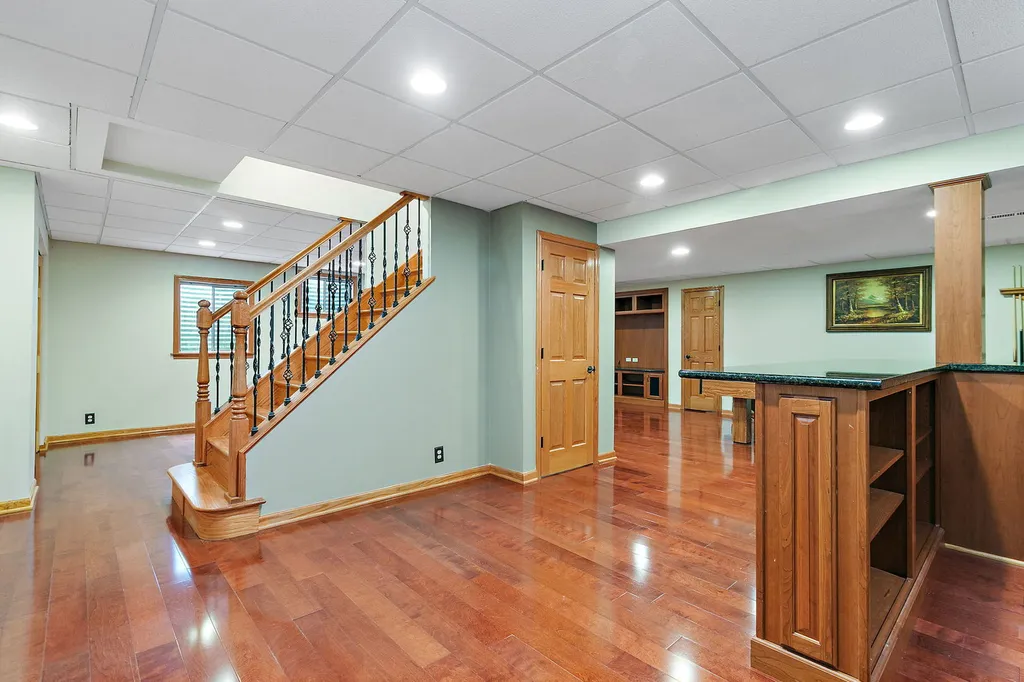 2256 Thornwood Court Aurora IL 60502