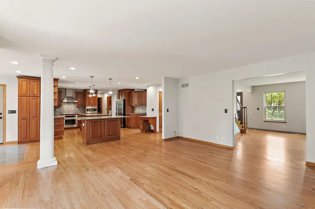 2256 Thornwood Court Aurora IL 60502
