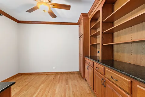 2256 Thornwood Court Aurora IL 60502