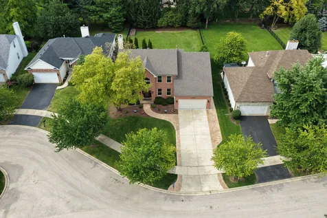 2256 Thornwood Court Aurora IL 60502