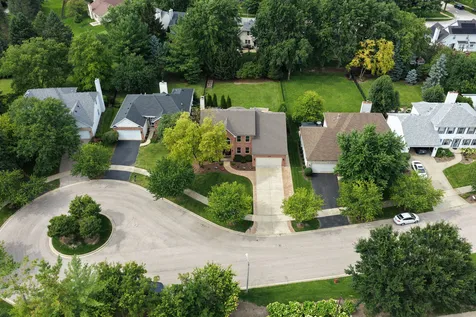 2256 Thornwood Court Aurora IL 60502