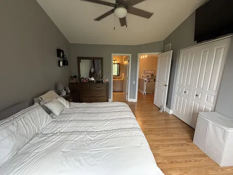 437 Spaulding Road Bartlett IL 60103
