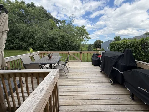 437 Spaulding Road Bartlett IL 60103
