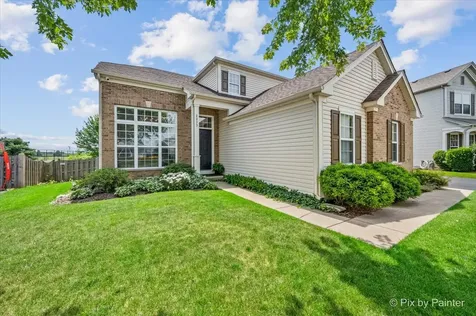 2033 Greenview Drive Woodstock IL 60098