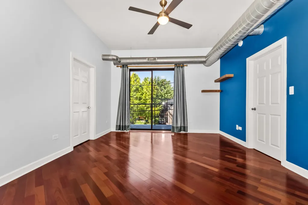 3125 West Fullerton Avenue Chicago IL 60647