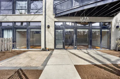 1071 West 15th Street Chicago IL 60608